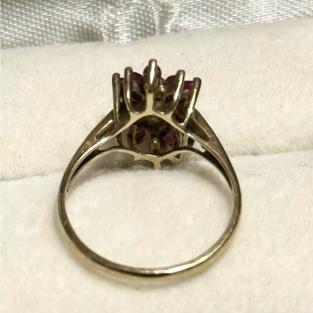 Ruby and Diamond Ring Genuine Ruby and Natural Diamonds - Picture 5 of 9
